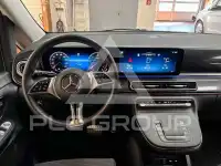 2025 Mercedes Benz V 220