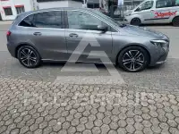 2025 Mercedes Benz B 180