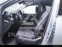 2025 Mercedes Benz GLC 220