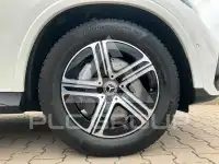 2025 Mercedes Benz GLC 220