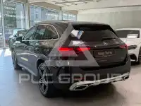 2025 Mercedes Benz GLC 220
