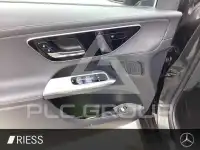 2025 Mercedes Benz GLC 220
