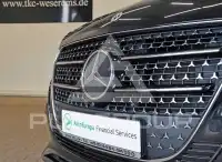 2025 Mercedes Benz V 300