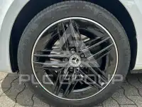 2025 Mercedes Benz V 300