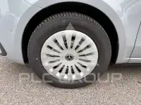 2025 Mercedes Benz V 300