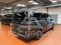 2025 Mercedes Benz V 300