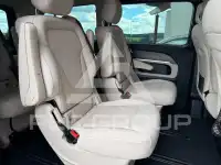 2025 Mercedes Benz V 300