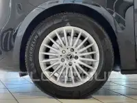 2025 Mercedes Benz V 300