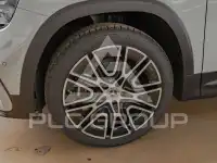 2025 Mercedes Benz GLB 220
