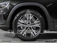 2025 Mercedes Benz GLB 220