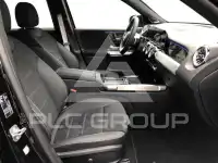 2025 Mercedes Benz GLB 220