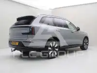 2025 Volvo EX 90