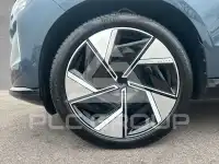 2025 Volvo EX 90