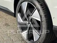 2025 Volvo EX 90