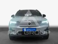 2025 Volvo EX 40