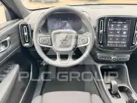 2025 Volvo EX 40