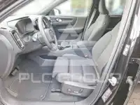 2025 Volvo EX 40
