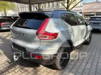 2025 Volvo EX 40