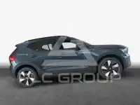 2025 Volvo EX 40