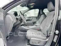 2025 Volvo EX 40