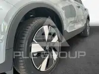 2025 Volvo EX 40