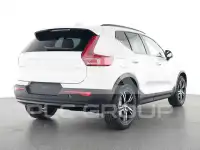 2025 Volvo XC40