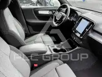 2025 Volvo XC40