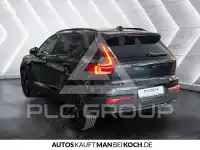 2025 Volvo XC40