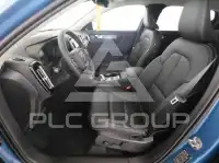 2025 Volvo XC40