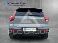 2025 Volvo XC40