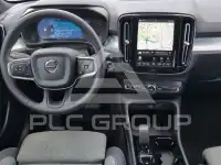 2025 Volvo XC40