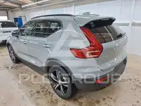 2025 Volvo XC40