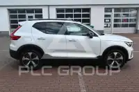 2025 Volvo XC40