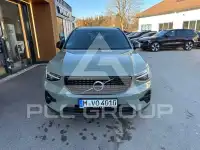 2025 Volvo XC40