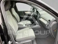 2025 Volvo XC40
