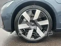 2025 Volvo V60