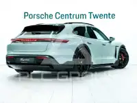 2025 Porsche Taycan