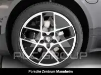 2025 Porsche Taycan
