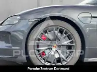 2025 Porsche Taycan