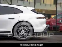 2025 Porsche Taycan