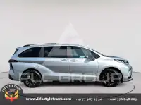 2025 Toyota SIENNA