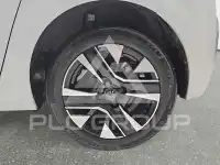 2025 Peugeot 208