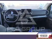 2025 Peugeot Traveller