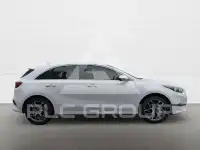 2025 KIA Ceed