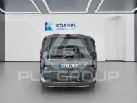2025 Ford Tourneo