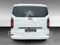 2025 Ford Tourneo