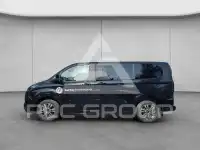 2025 Ford Tourneo