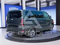 2025 Ford Tourneo