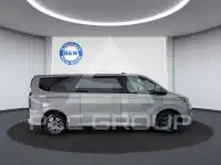 2025 Ford Tourneo