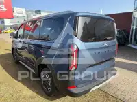 2025 Ford Tourneo